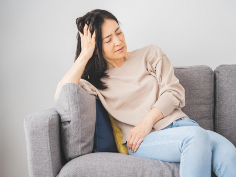 壓力真的會「寫在身上」！醫師揭高壓傷身5大警訊：學會照顧自己，才有力氣面對世界